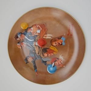 The Norman Rockwell Museum At the Circus American Family Series Porcelain Plate